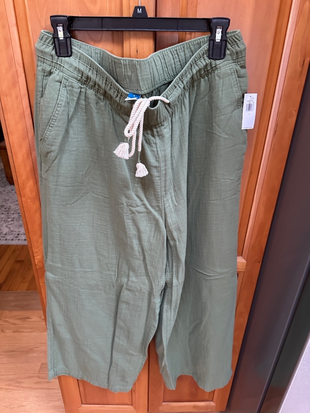 Old Navy Green Drawstring Wide-Leg cropped linen-like pants size L women’s 2pr
